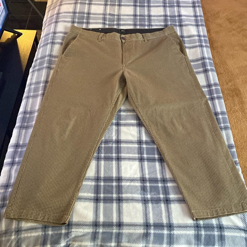 obey straggler cropped pants
